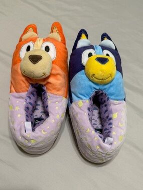 Bluey Plush Kids Slippers - Orange & Blue